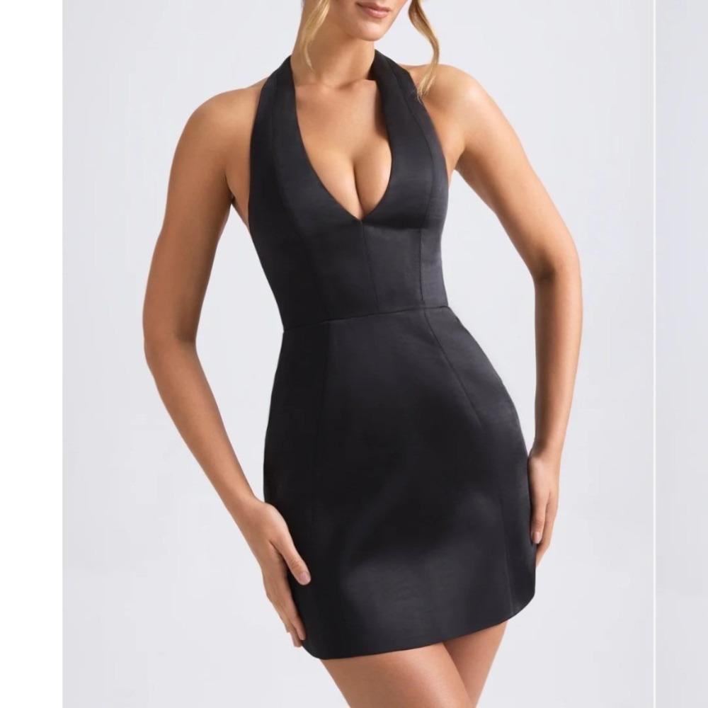 Oh Polly Harmonia Black Halterneck‎ Structured Tulip Mini Dress Size 4 US NEW